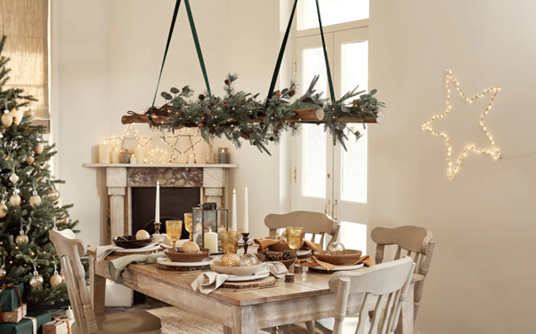 How to Style your Reclaimed Wood Dining Table at Christmas