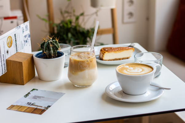 Unique Coffee Shop Decoration and Style Ideas