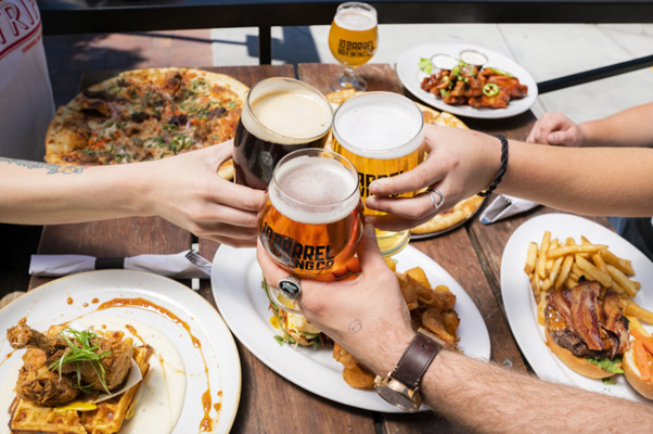 How To Choose The Best Outdoor Furniture for your Pub Garden