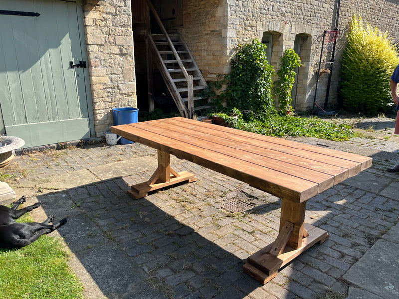 Outdoor Chunky Dining Table (3")