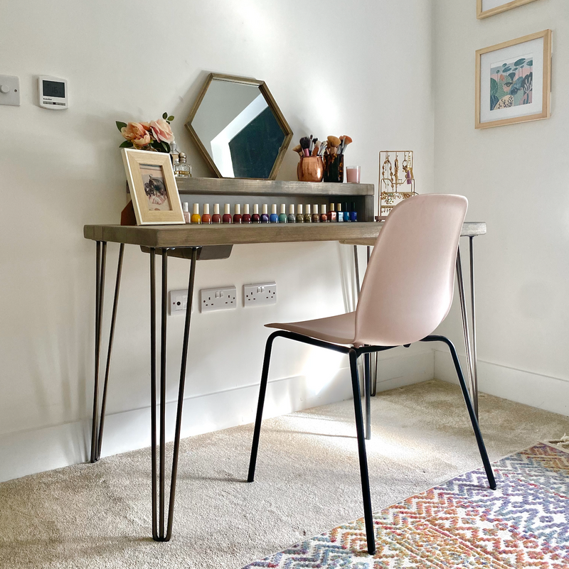 Computer top vanity desk