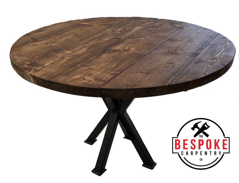 Round Table with Pedestal Prism Steel Legs